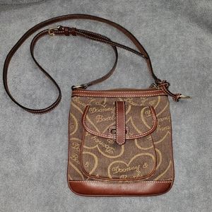 Dooney & Bourke crossbody purse